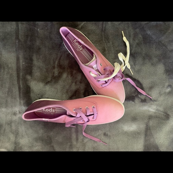 Keds women’s size 8 - Picture 6 of 7